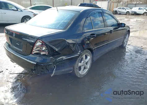 2005 Mercedes-Benz C 230 Kompressor Sport z USA, uszkodzony, nr VIN WDBRF40J45A686162